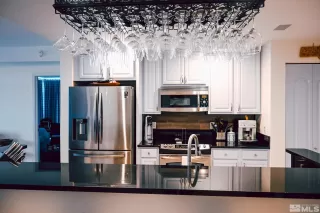 Photo #5: 240001757 Listing 