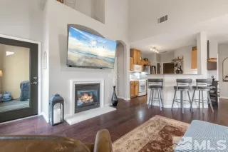 Photo #4: 240001774 Listing 