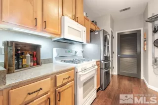 Photo #5: 240001774 Listing 