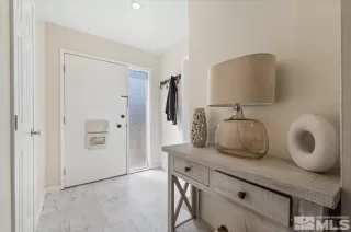 Photo #2: 240001931 Listing