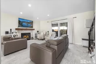 Photo #4: 240001931 Listing