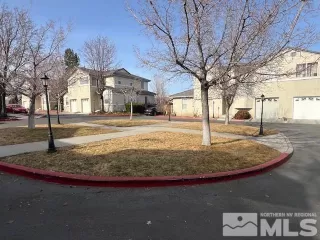 Photo #5: 240001942 Listing 