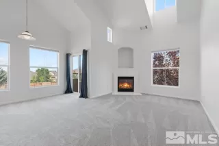 Photo #4: 240001948 Listing 