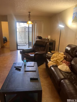 Photo #2: 240002014 Listing