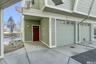 Photo #2: 240002088 Listing