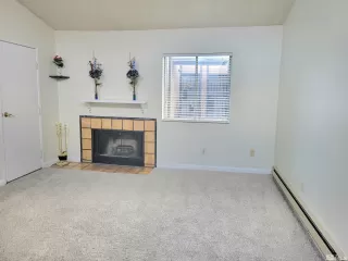 Photo #6: 240002119 Listing 