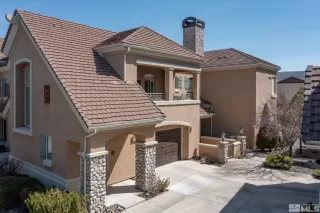 Photo #1: 240002132 Listing