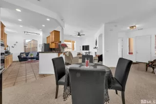 Photo #4: 240002132 Listing