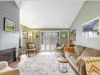 Photo #3: 240002148 Listing