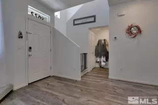 Photo #3: 240002153 Listing