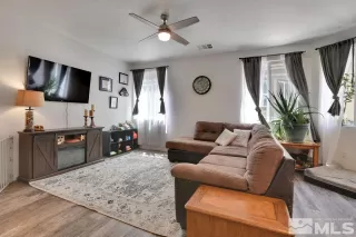 Photo #5: 240002153 Listing