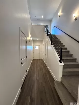 Photo #4: 240002167 Listing 