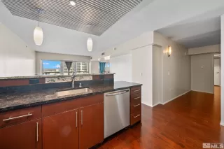 Photo #5: 240002225 Listing