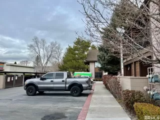 Photo #6: 240002419 Listing 