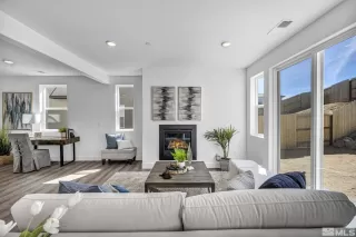 Photo #5: 240002441 Listing