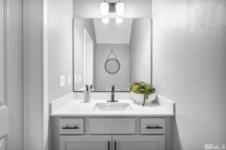 Photo #5: 240002454 Listing 