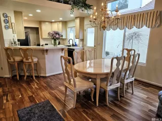 Photo #5: 240002535 Listing 