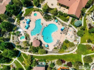 Photo #2: 240002536 Listing