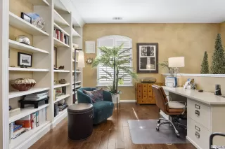 Photo #6: 240002536 Listing