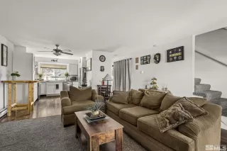 Photo #6: 240002632 Listing