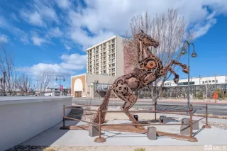 Photo #4: 240002689 Listing 