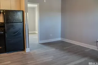 Photo #2: 240002697 Listing