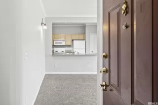 Photo #5: 240002760 Listing