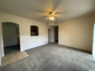 Photo #2: 240002831 Listing 