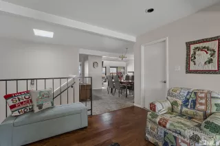 Photo #6: 240002870 Listing 