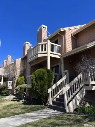 Photo #2: 240002889 Listing 