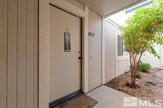 Photo #2: 240002968 Listing 