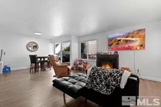 Photo #6: 240002968 Listing 