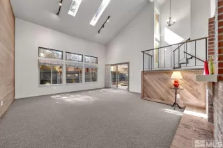 Photo #5: 240002986 Listing