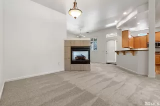 Photo #4: 240003000 Listing