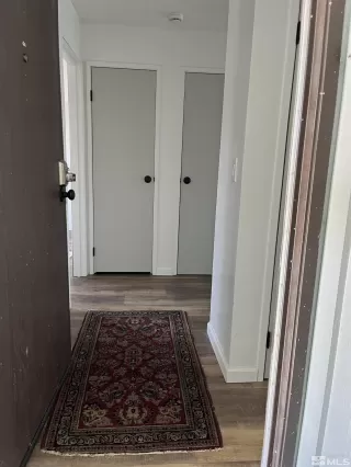 Photo #2: 240003017 Listing