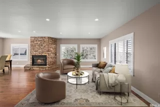 Photo #3: 240003074 Listing