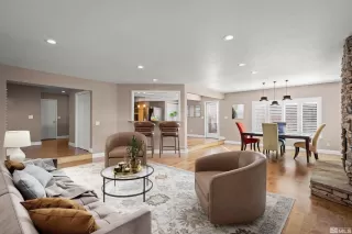 Photo #4: 240003074 Listing