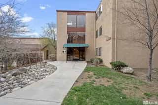 Photo #2: 240003128 Listing