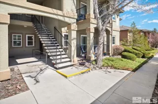 Photo #3: 240003147 Listing
