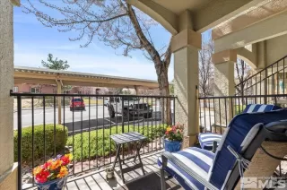 Photo #5: 240003147 Listing