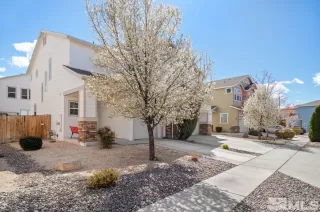 Photo #3: 240003167 Listing