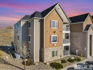 Photo #2: 240003208 Listing