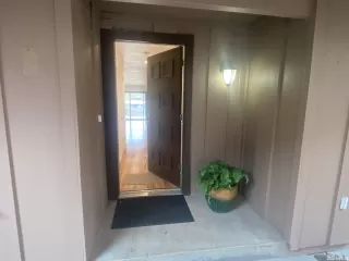 Photo #4: 240003318 Listing