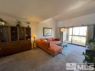 Photo #1: 240003349 Listing