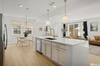 Photo #4: 240003523 Listing