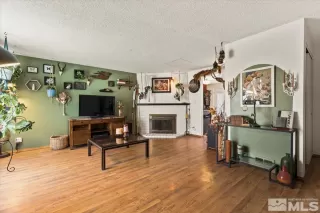 Photo #4: 240003565 Listing