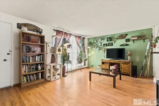 Photo #5: 240003565 Listing