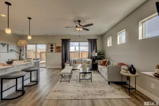 Photo #4: 240003605 Listing