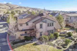 Photo #3: 240003651 Listing