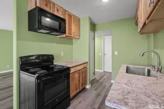 Photo #4: 240003705 Listing